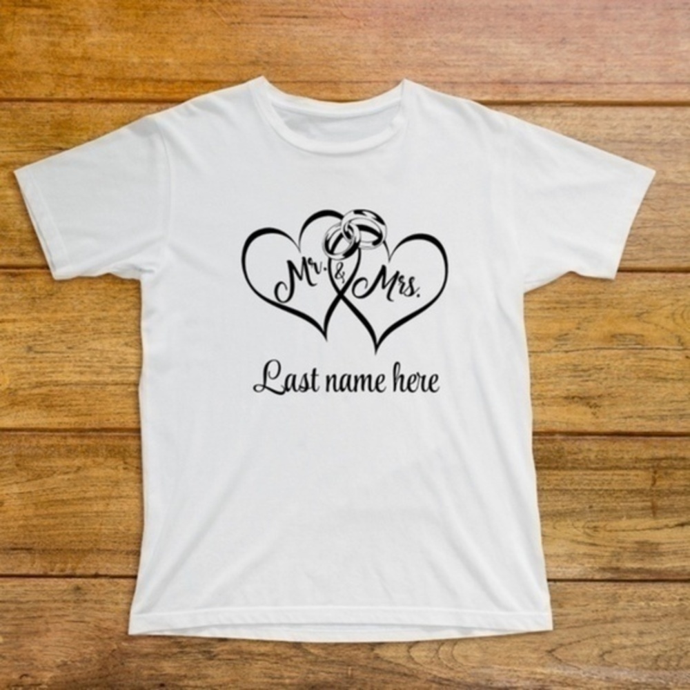 Customizable Mr & Mrs Graphic T Shirt